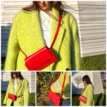 Load image into Gallery viewer, MESSENGER BAG - RED